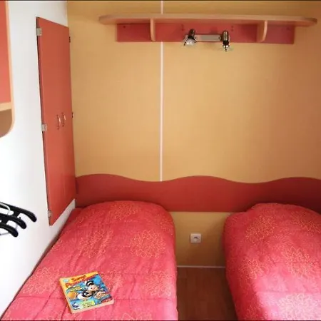 Campingplatz Les Alouettes - *