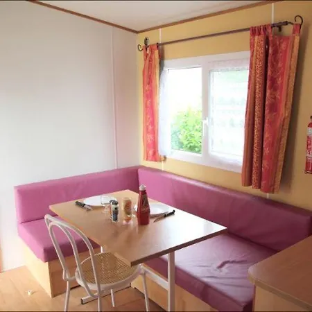 Les Alouettes - Campsite