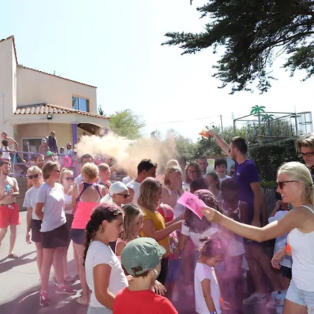 Campsite Les Alouettes - *