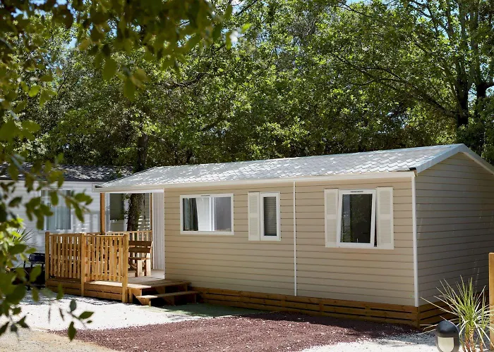 Les Alouettes - Κάμπινγκ *