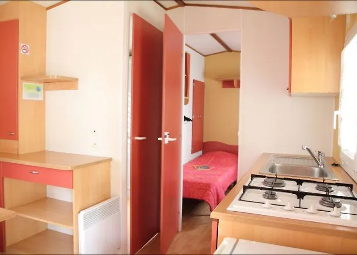 Κάμπινγκ Les Alouettes -